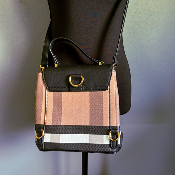 Women's Hand & Crossbody Bag - Picture 4 of 5